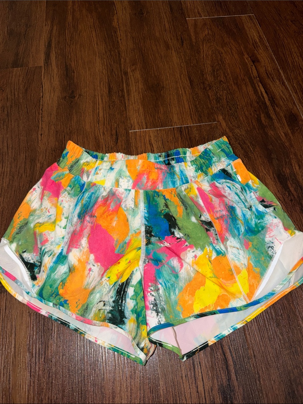 Hotty Hot Low-Rise Lined Short 4"